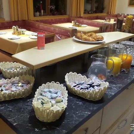 Laerchenhof سيرفاوس