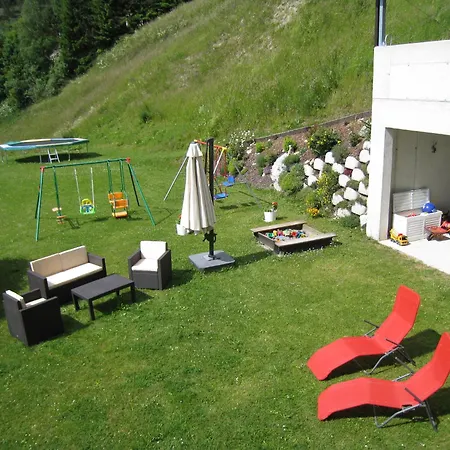 Laerchenhof بيت ضيافة 3*