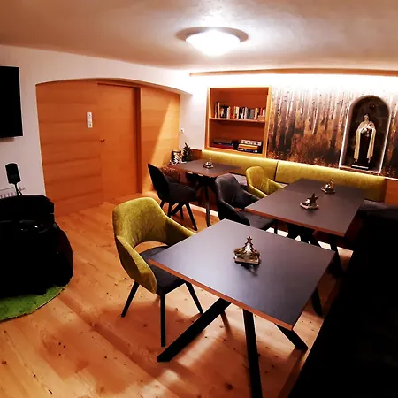 Laerchenhof 3* سيرفاوس