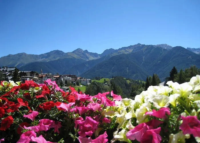 بيت ضيافة Laerchenhof 3*